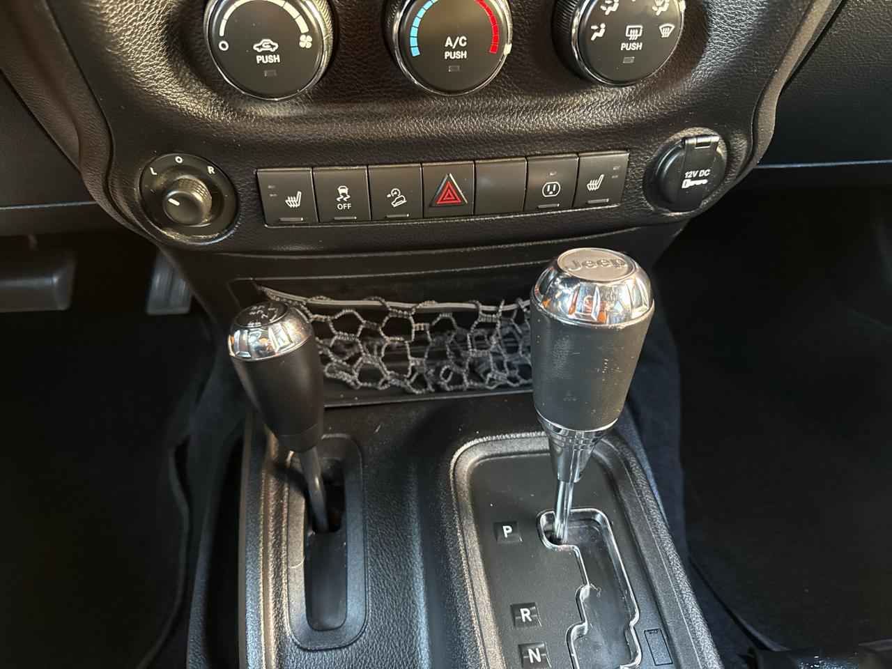 Jeep Wrangler Unlimited 4WD 4dr Rubicon 2014