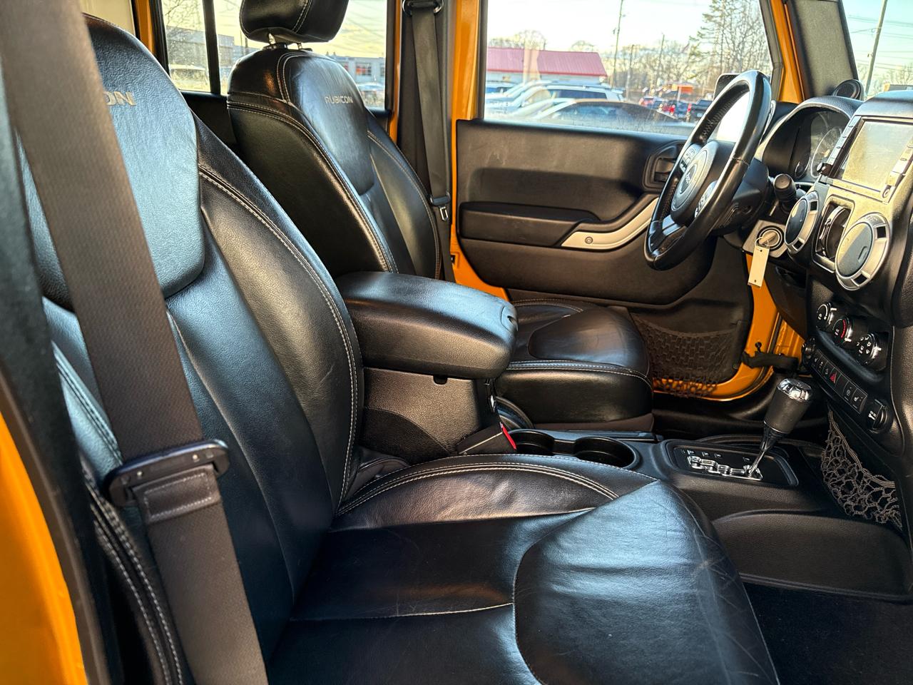 Jeep Wrangler Unlimited 4WD 4dr Rubicon 2014