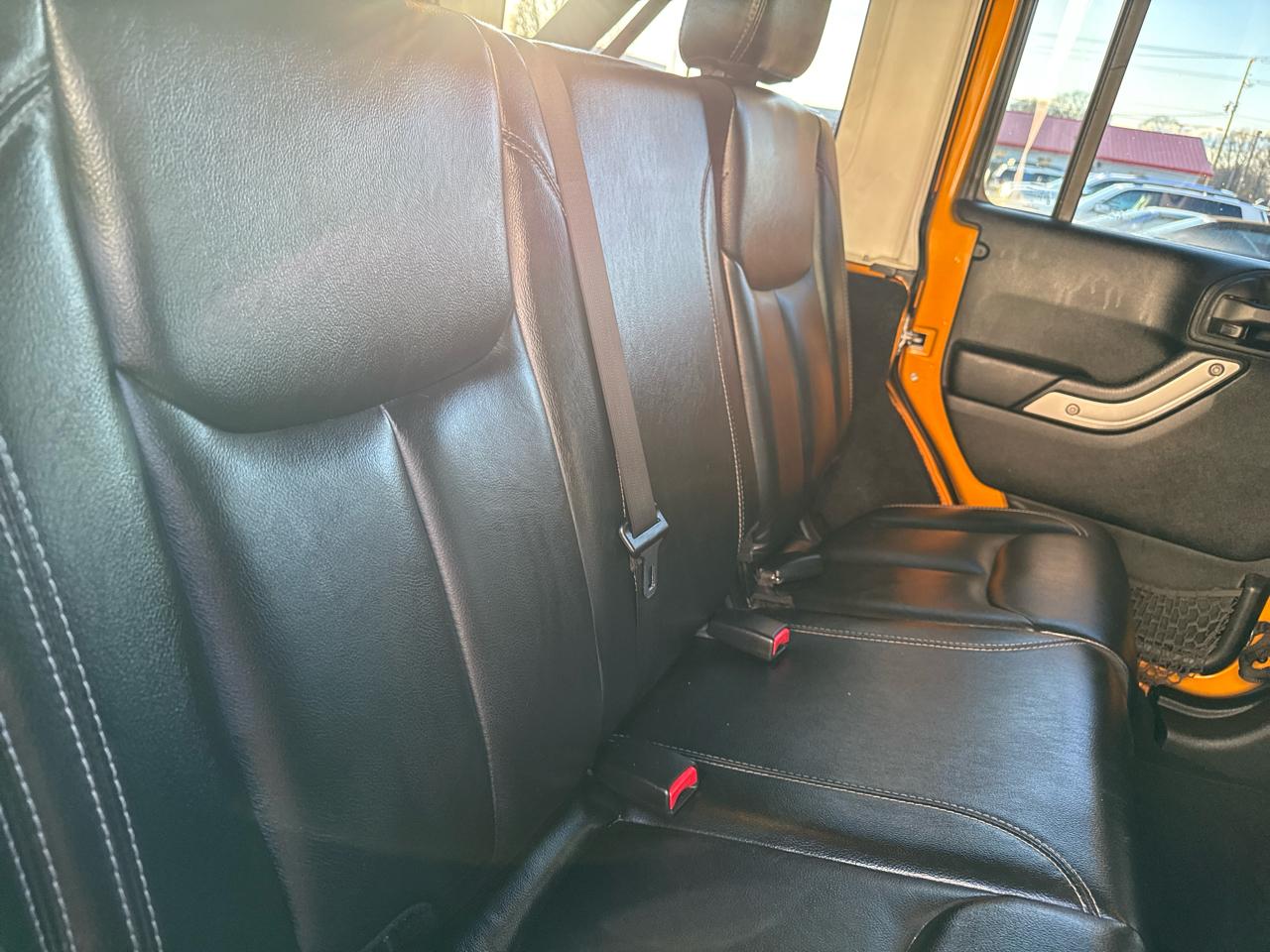 Jeep Wrangler Unlimited 4WD 4dr Rubicon 2014