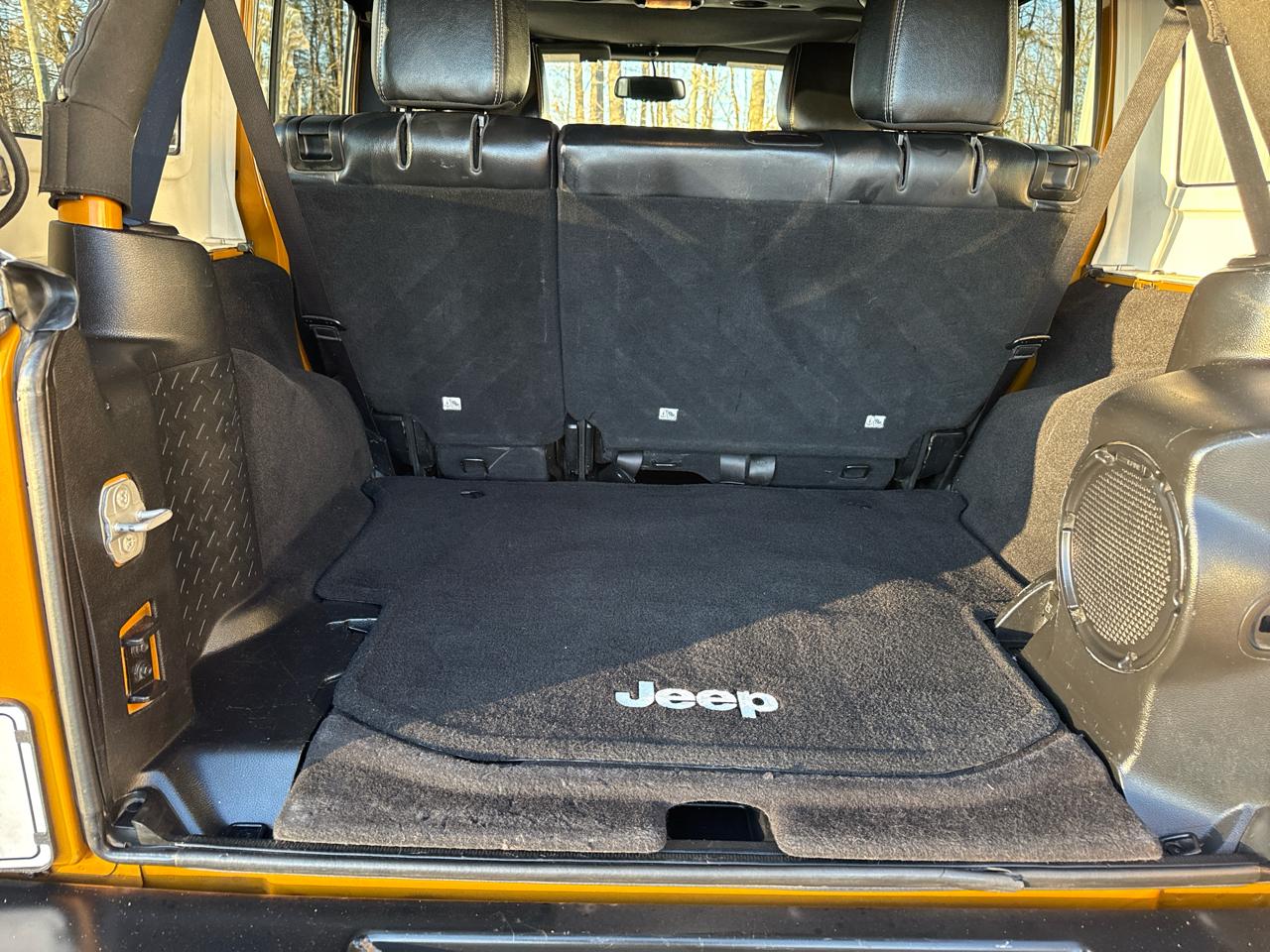 Jeep Wrangler Unlimited 4WD 4dr Rubicon 2014