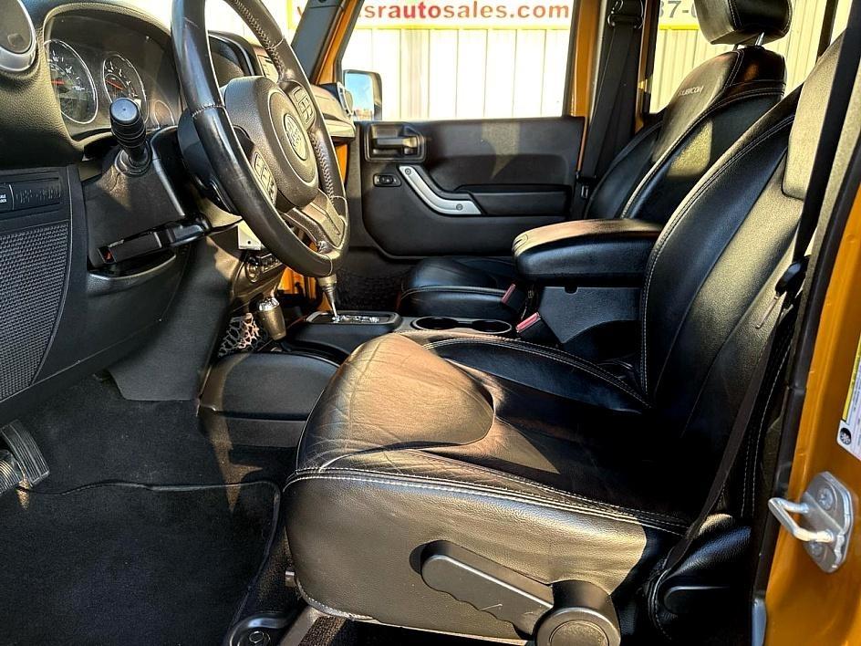 Jeep Wrangler Unlimited 4WD 4dr Rubicon 2014