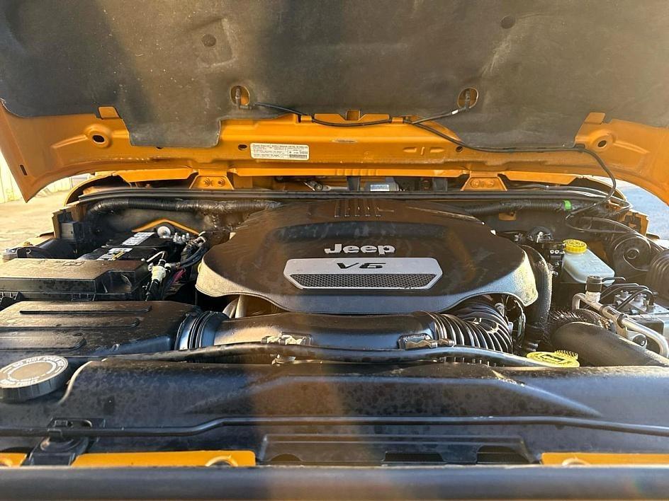 Jeep Wrangler Unlimited 4WD 4dr Rubicon 2014