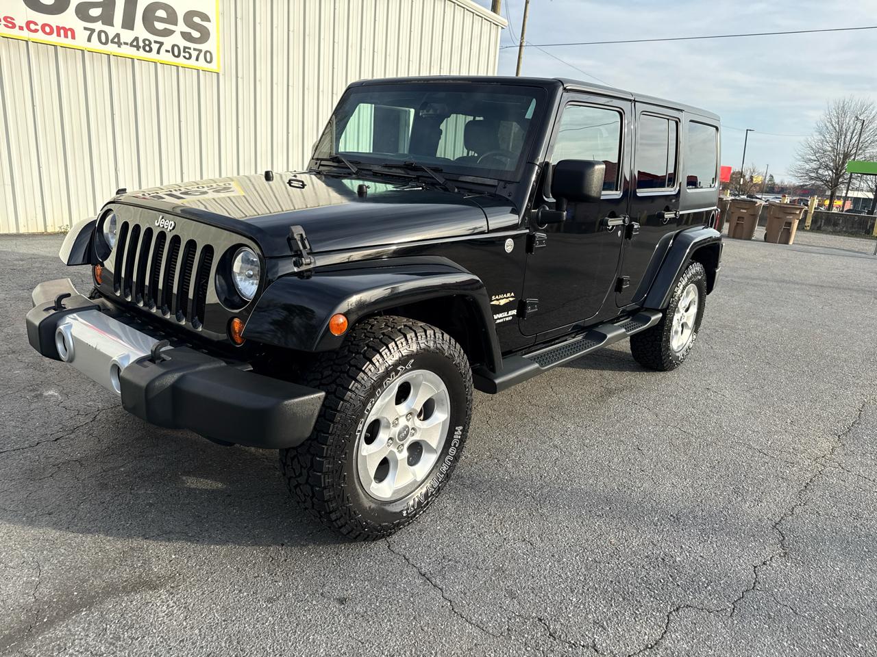Jeep Wrangler Unlimited 4WD 4dr Sahara 2013