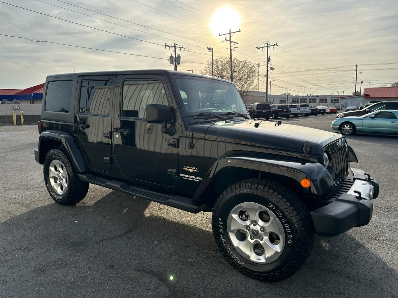 Jeep Wrangler Unlimited 4WD 4dr Sahara 2013