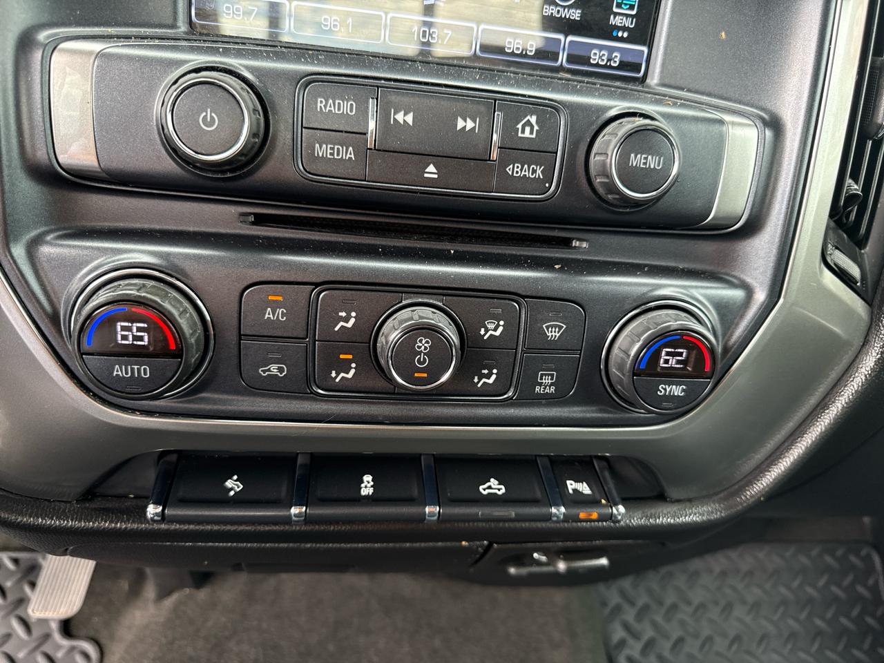 Chevrolet Silverado 1500 2WD Double Cab 143.5" LT w/1LT 2018