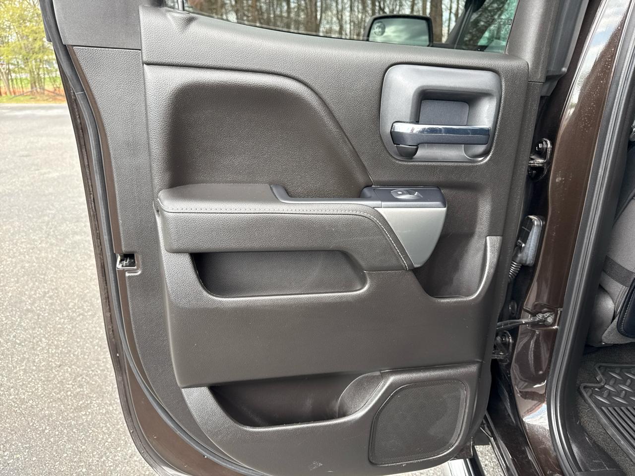 Chevrolet Silverado 1500 2WD Double Cab 143.5" LT w/1LT 2018