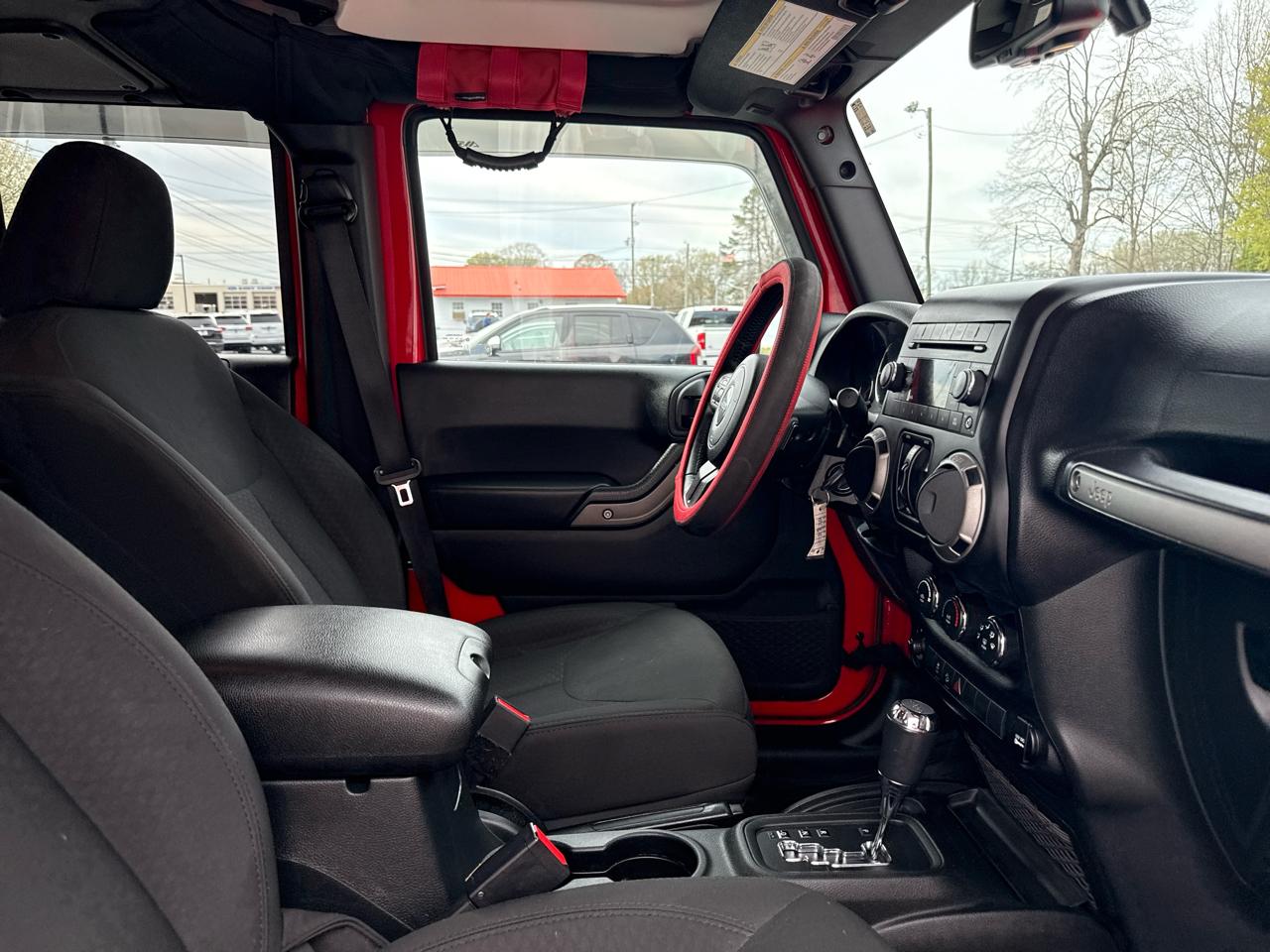 Jeep Wrangler Unlimited 4WD 4dr Sport 2016