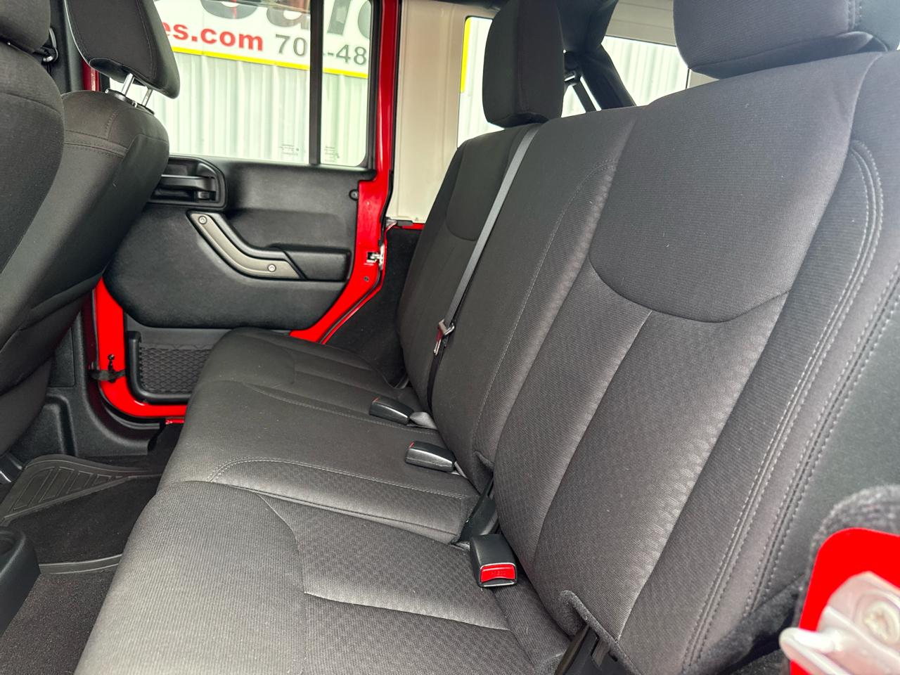 Jeep Wrangler Unlimited 4WD 4dr Sport 2016