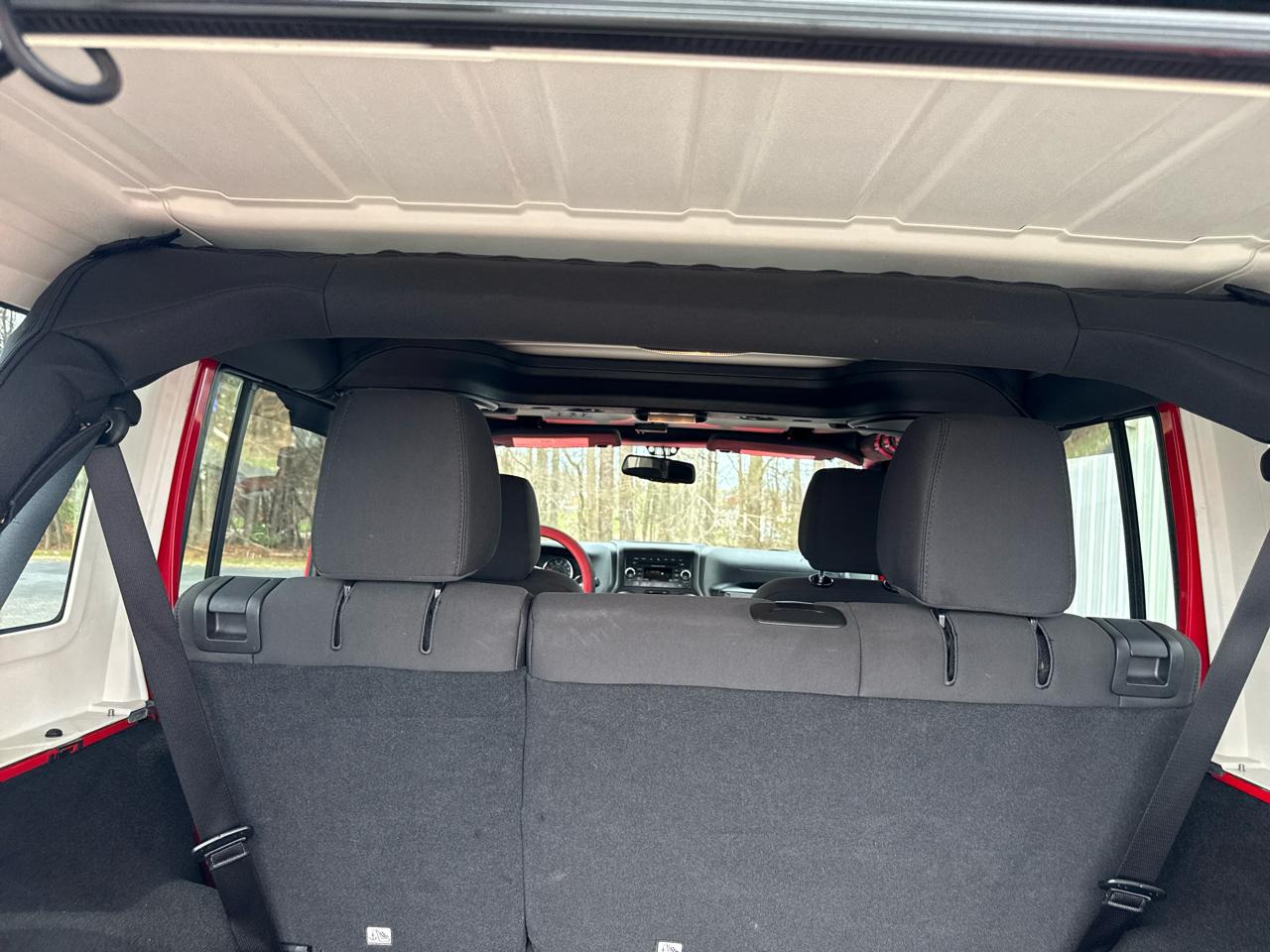 Jeep Wrangler Unlimited 4WD 4dr Sport 2016