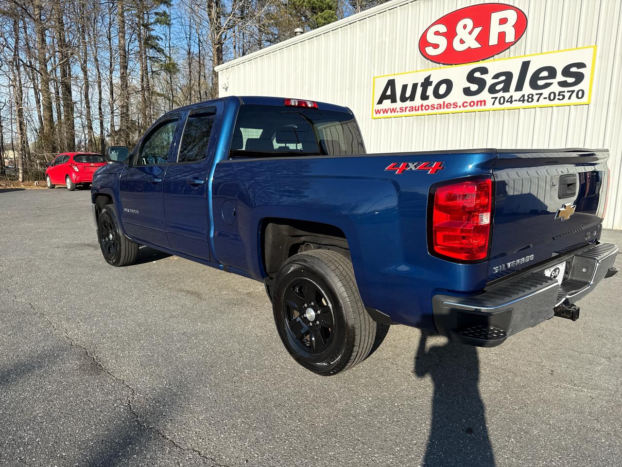 Chevrolet Silverado 1500 4WD Double Cab 143.5" LT w/1LT 2018
