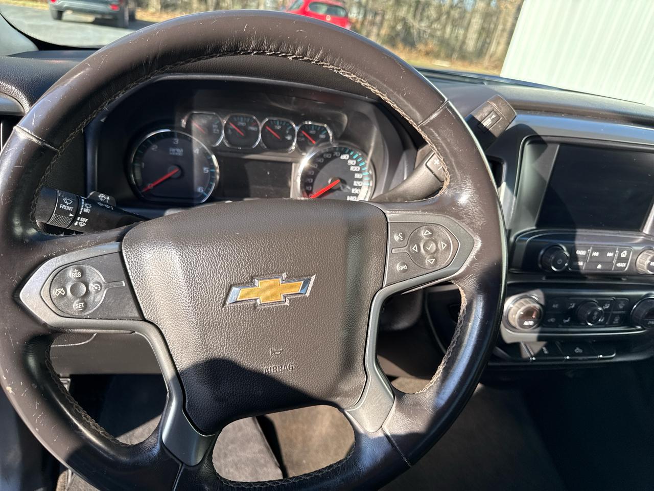 Chevrolet Silverado 1500 4WD Double Cab 143.5" LT w/1LT 2018