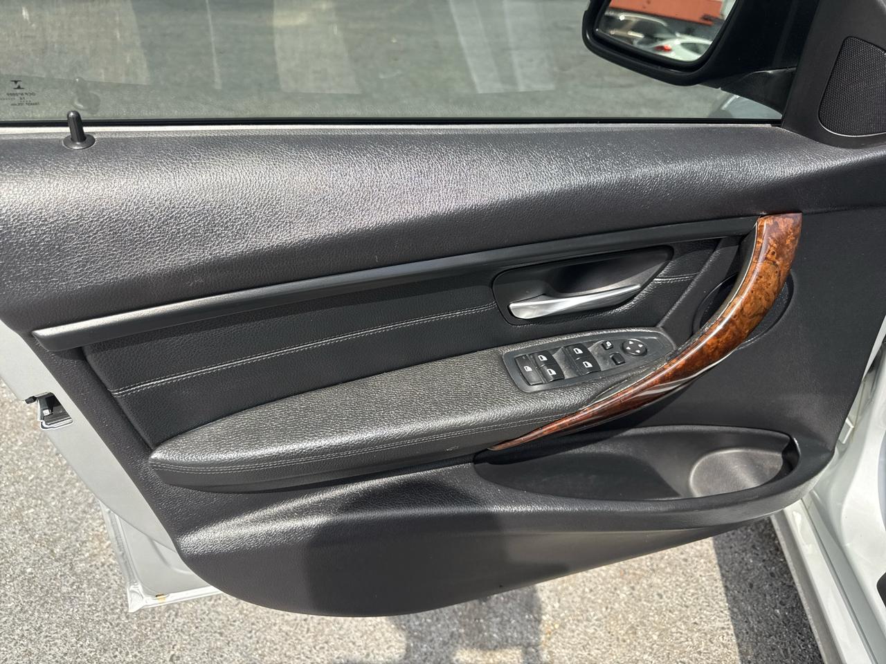 BMW 3 Series 4dr Sdn 328i xDrive AWD South Africa 2015