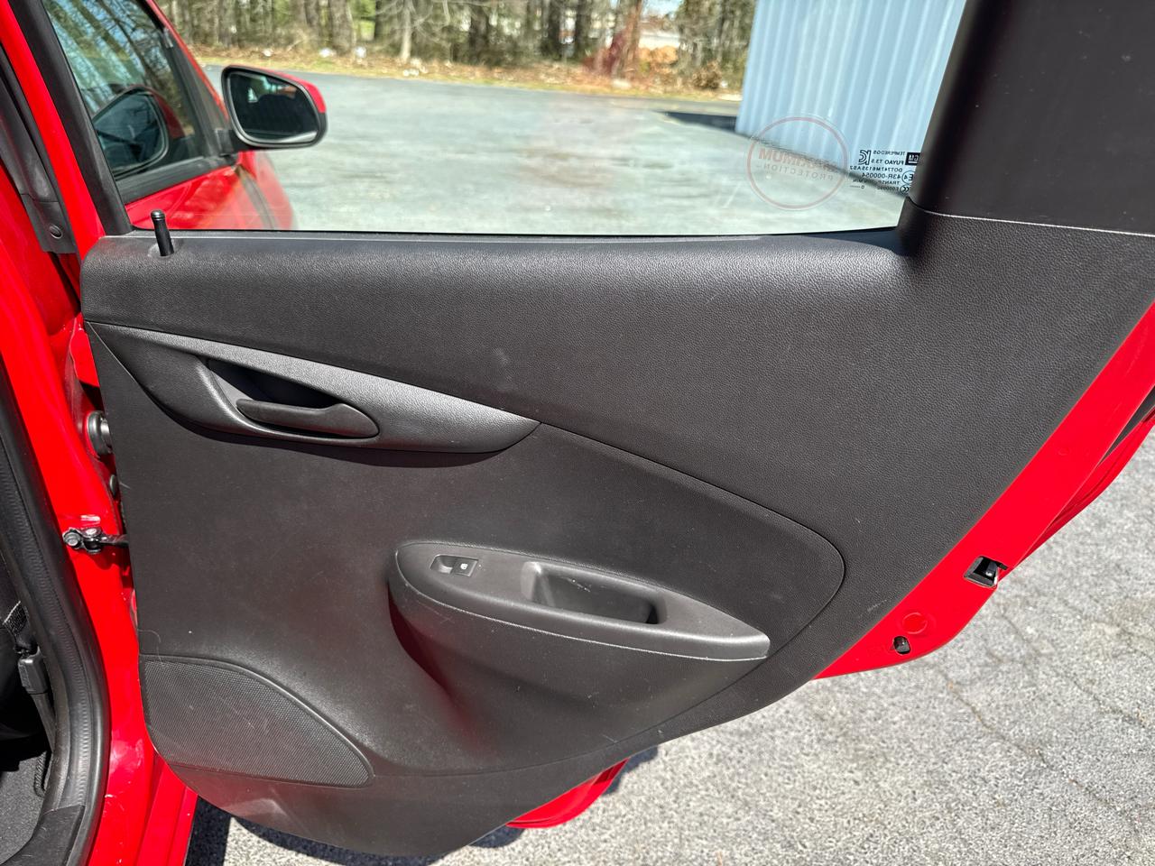 Chevrolet Spark 4dr HB CVT 1LT 2021