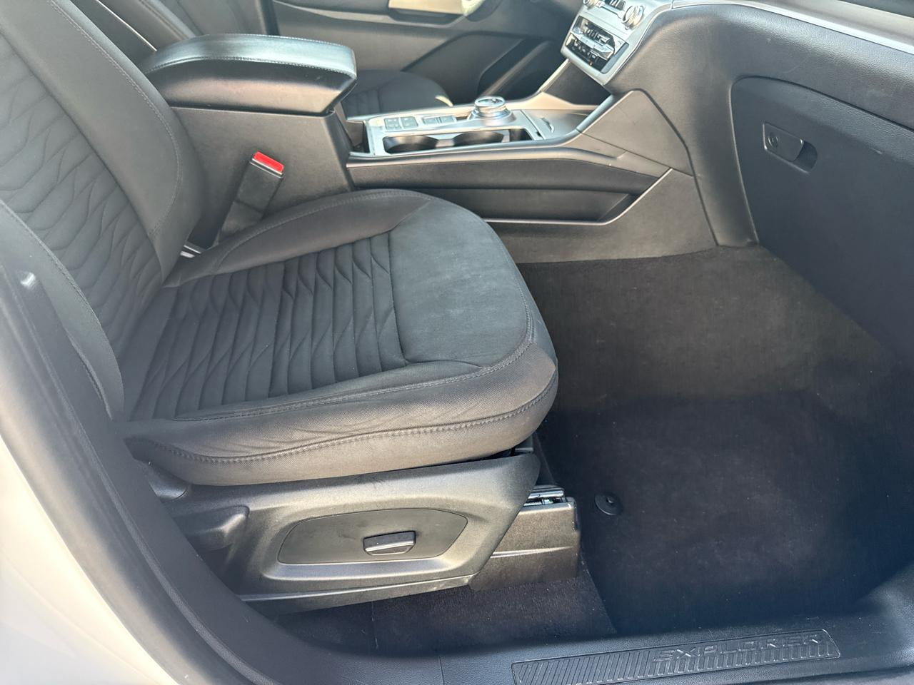 Ford Explorer XLT RWD 2020