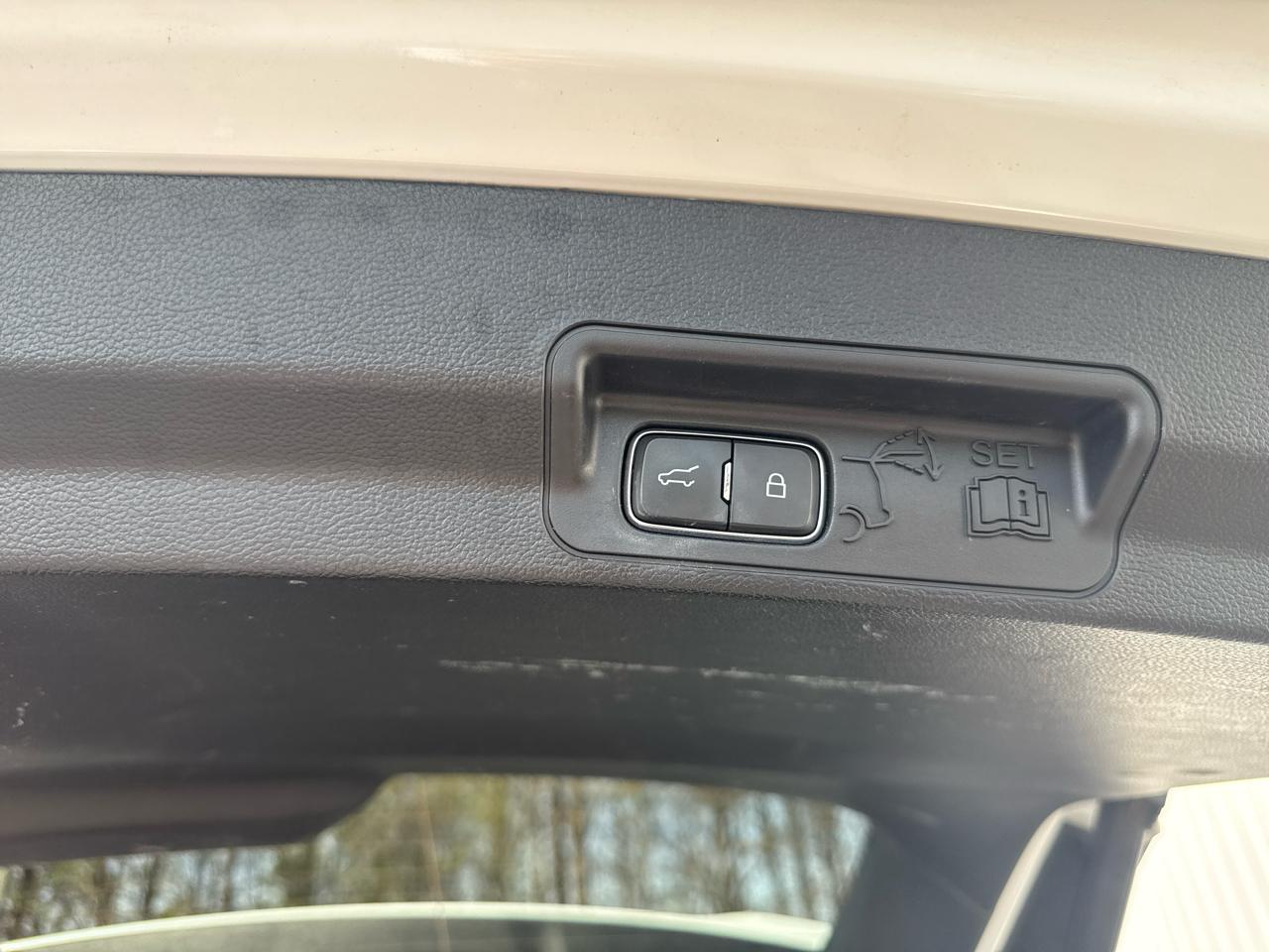 Ford Explorer XLT RWD 2020