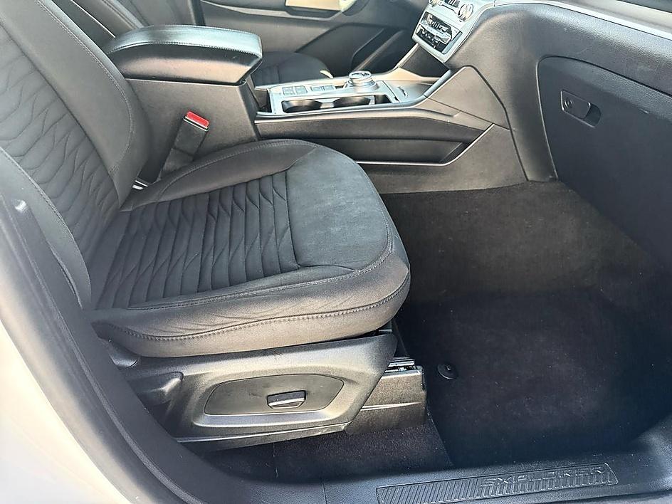 Ford Explorer XLT RWD 2020