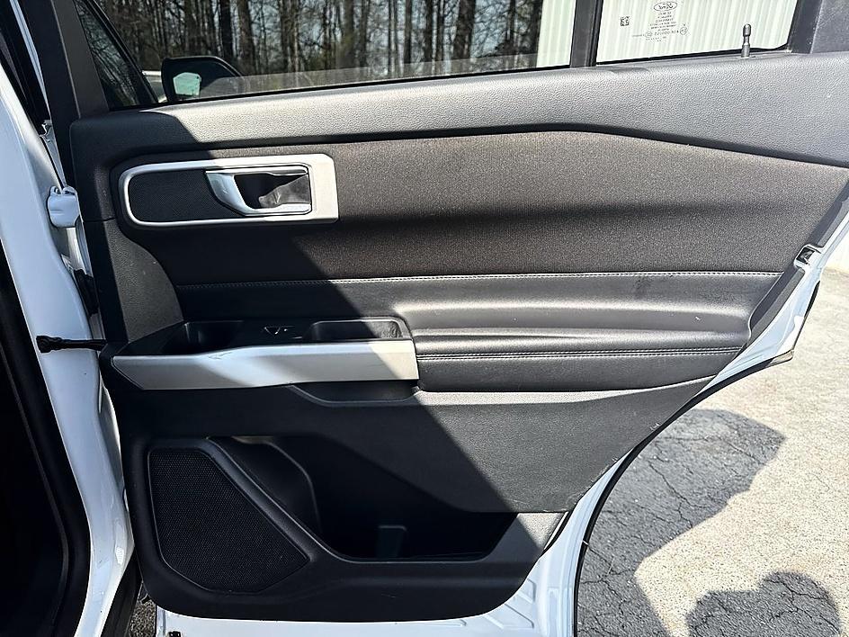 Ford Explorer XLT RWD 2020