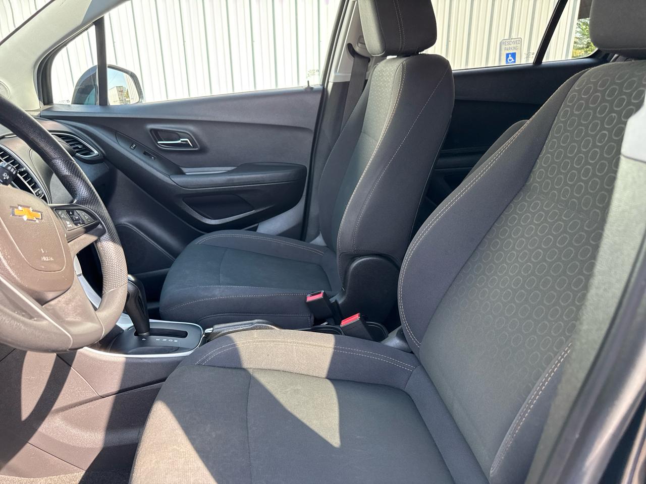 Chevrolet Trax FWD 4dr LS 2019