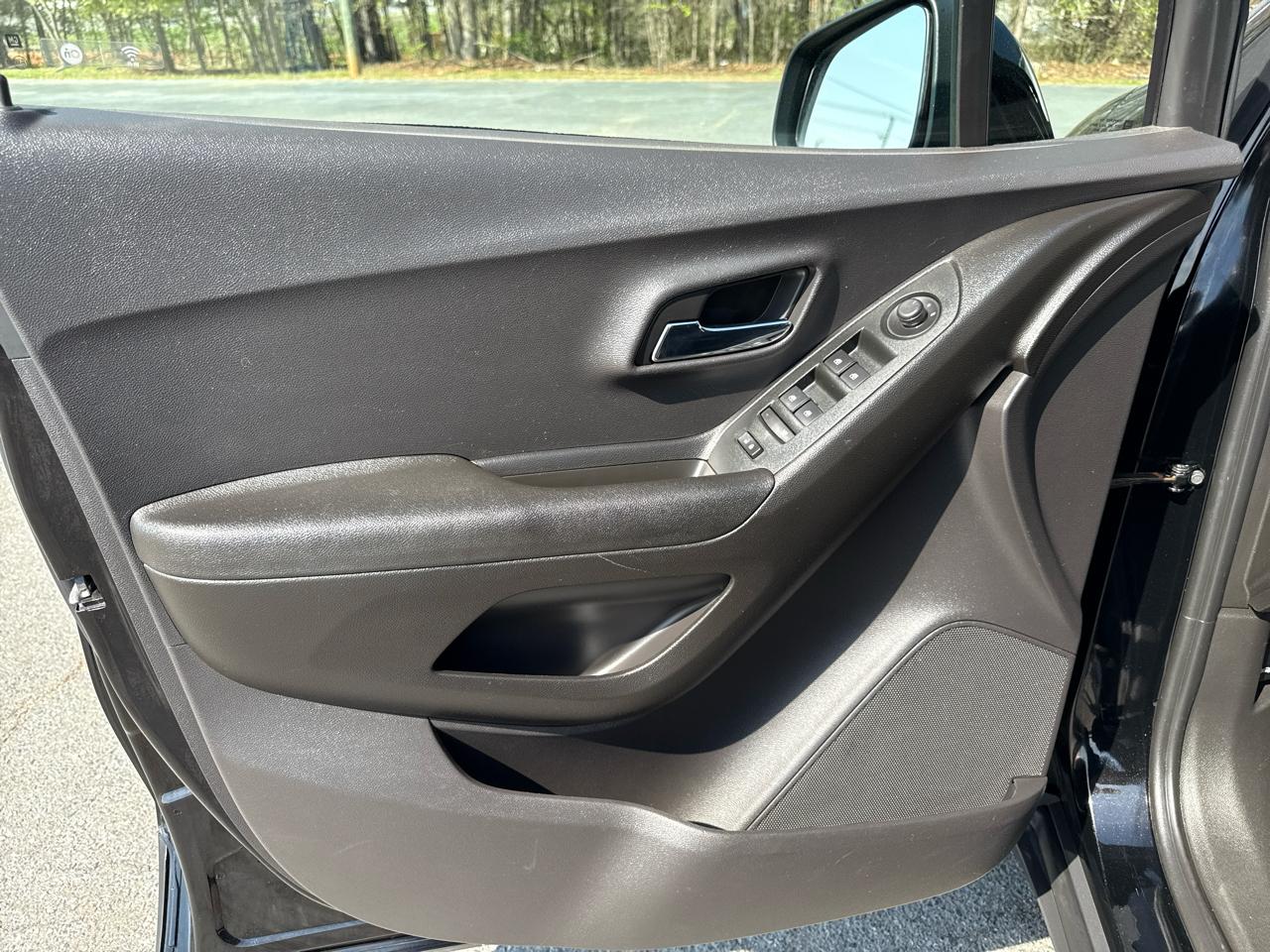 Chevrolet Trax FWD 4dr LS 2019