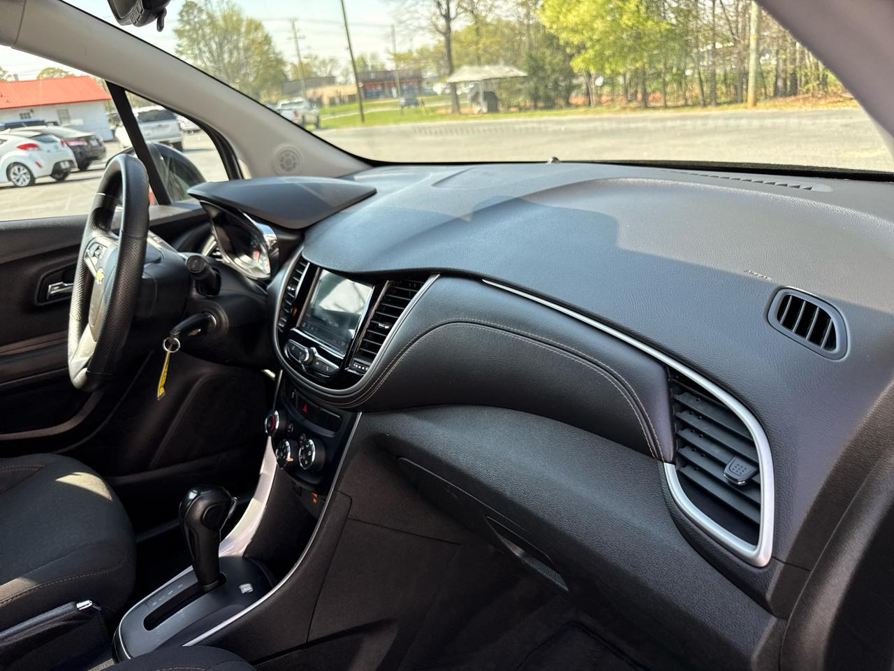 Chevrolet Trax FWD 4dr LS 2019