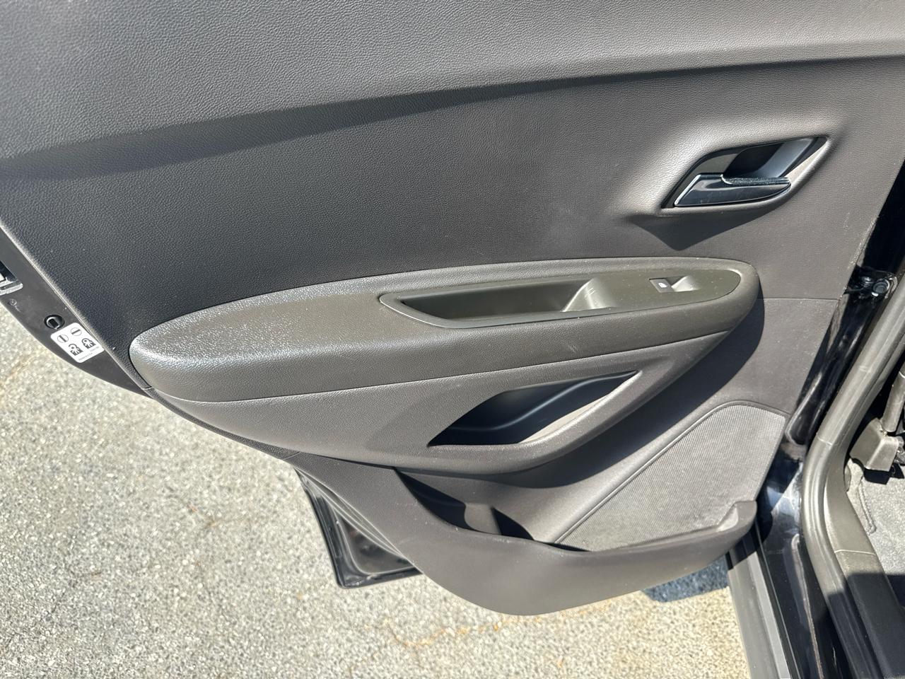 Chevrolet Trax FWD 4dr LS 2019