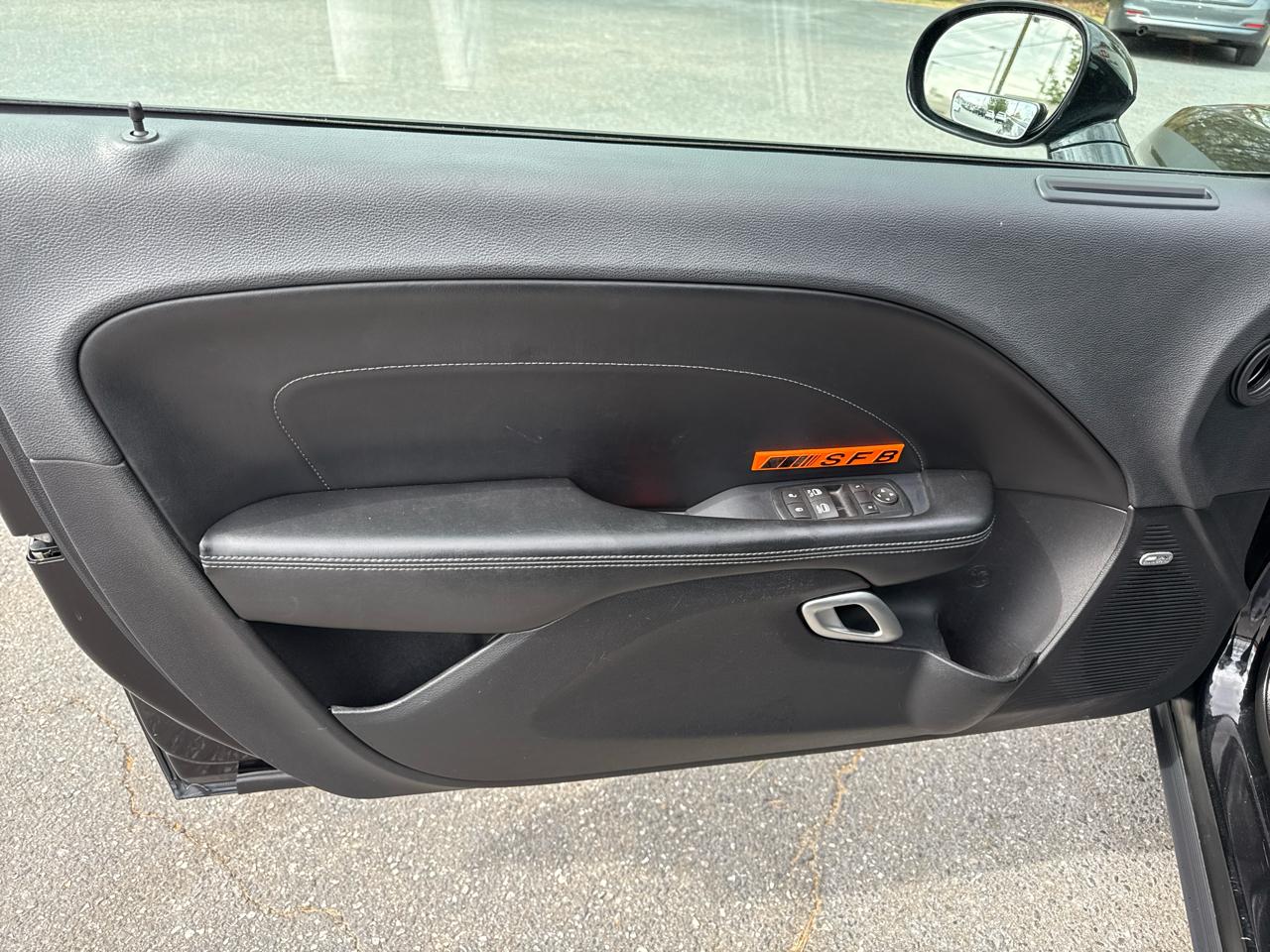 Dodge Challenger 2dr Cpe R/T Plus 2015