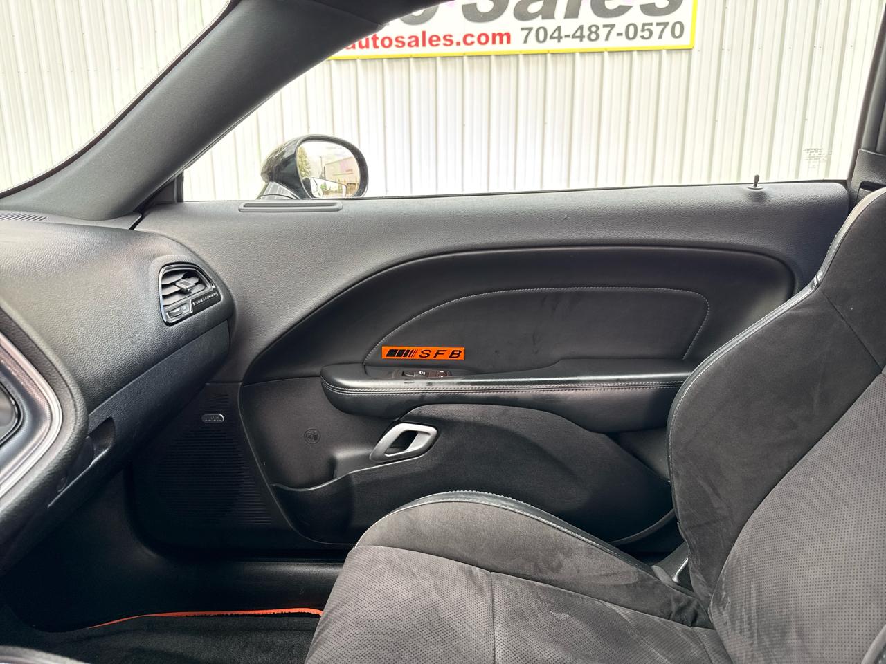 Dodge Challenger 2dr Cpe R/T Plus 2015