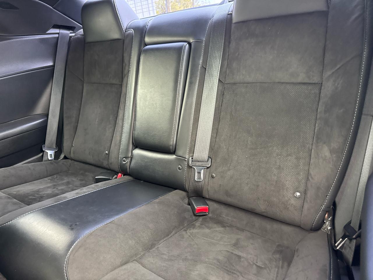 Dodge Challenger 2dr Cpe R/T Plus 2015