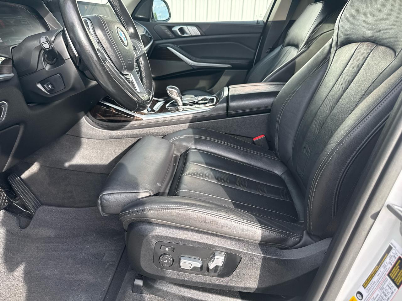 BMW X7 xDrive40i Sports Activity Vehicle 2019