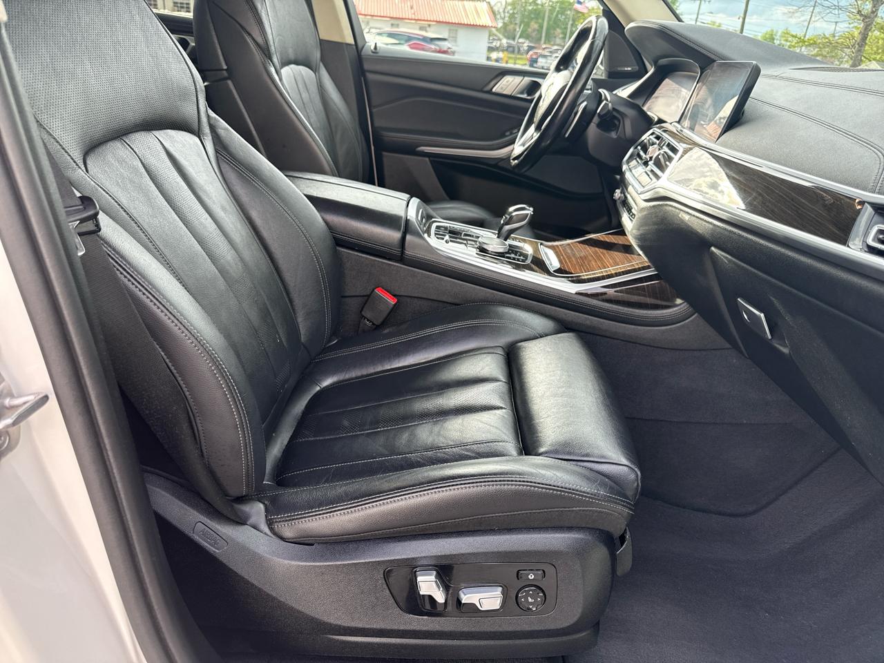 BMW X7 xDrive40i Sports Activity Vehicle 2019