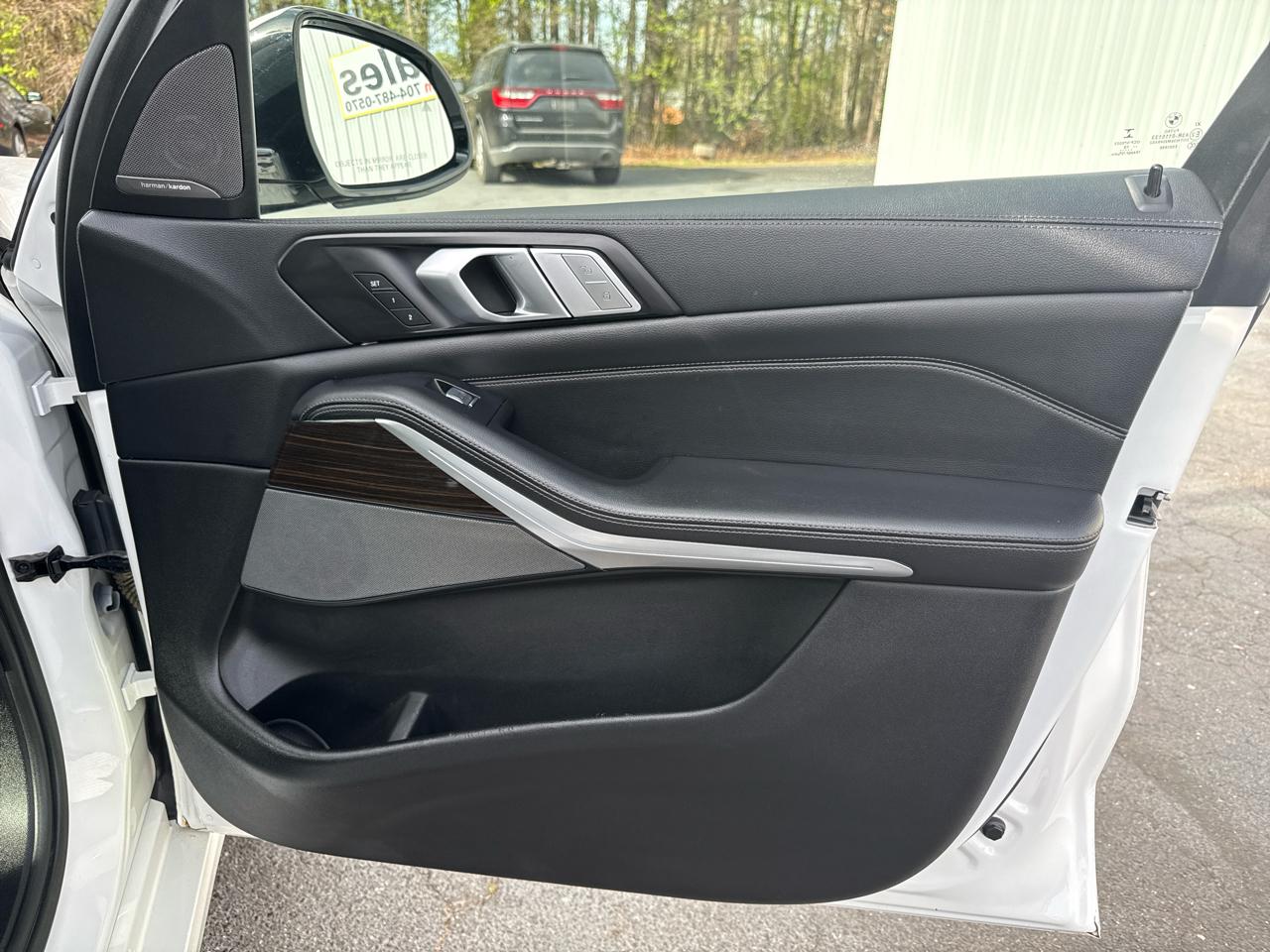 BMW X7 xDrive40i Sports Activity Vehicle 2019