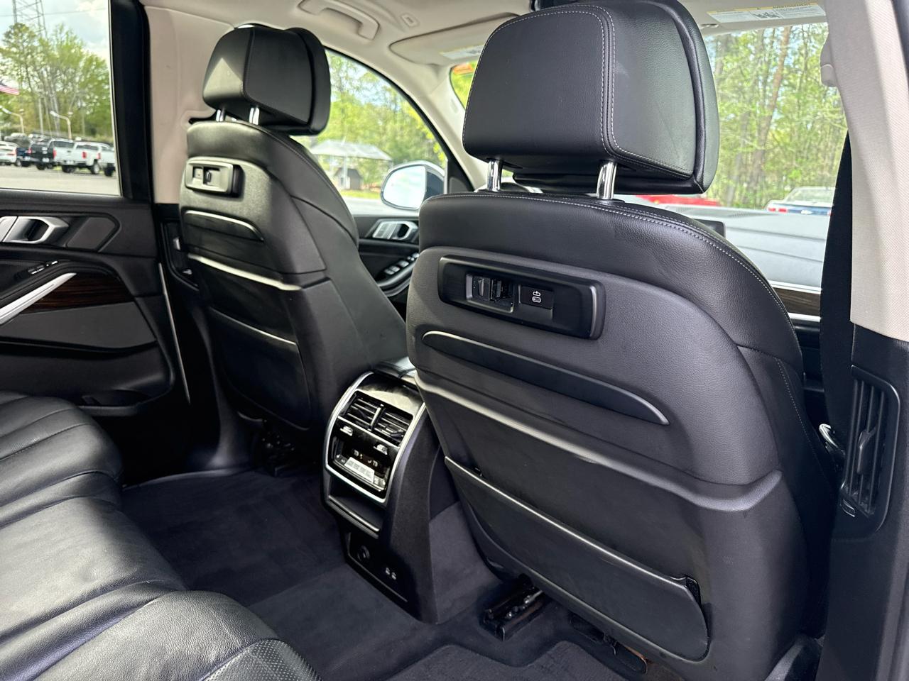 BMW X7 xDrive40i Sports Activity Vehicle 2019