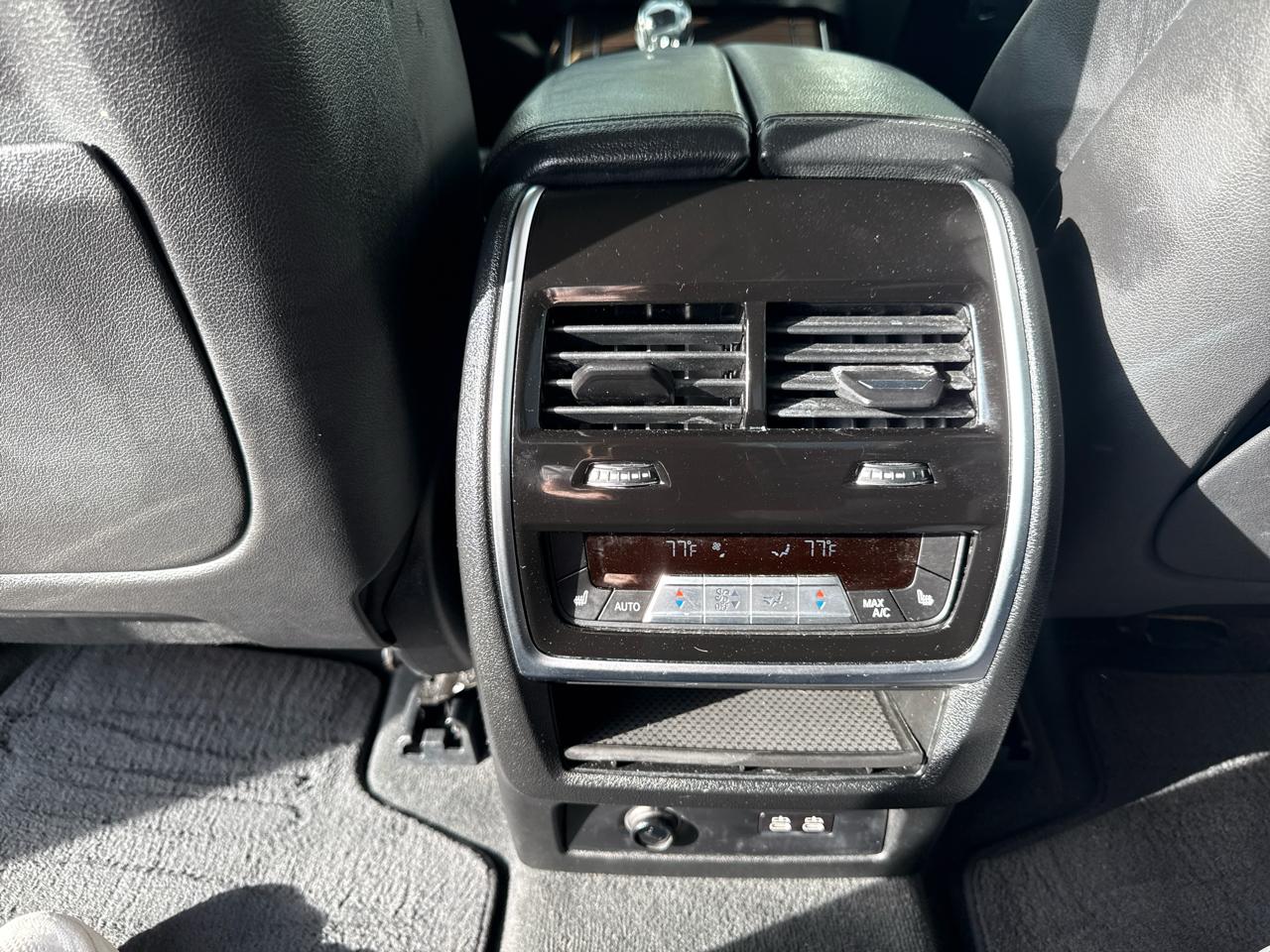 BMW X7 xDrive40i Sports Activity Vehicle 2019