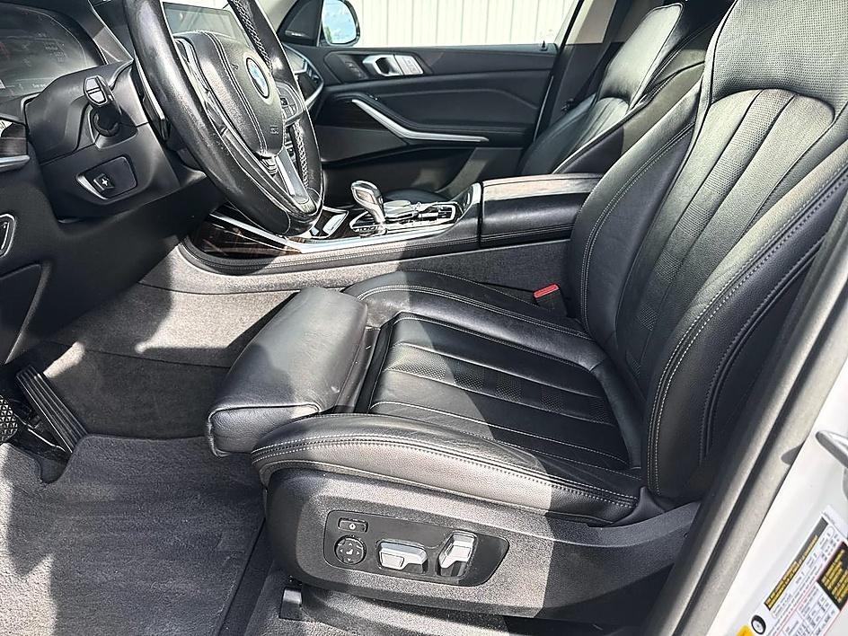 BMW X7 xDrive40i Sports Activity Vehicle 2019