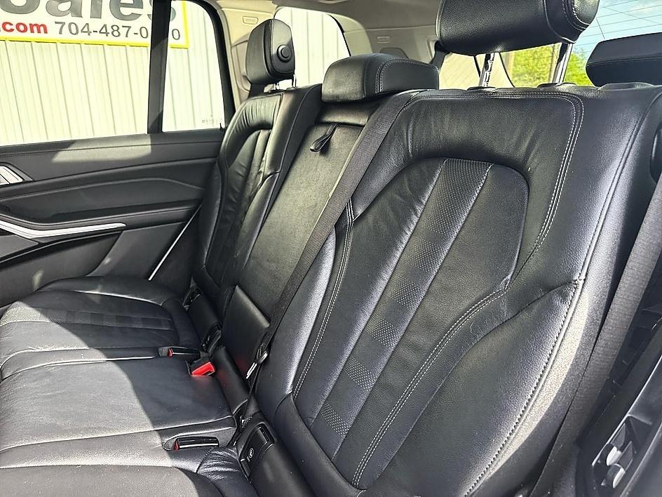 BMW X7 xDrive40i Sports Activity Vehicle 2019