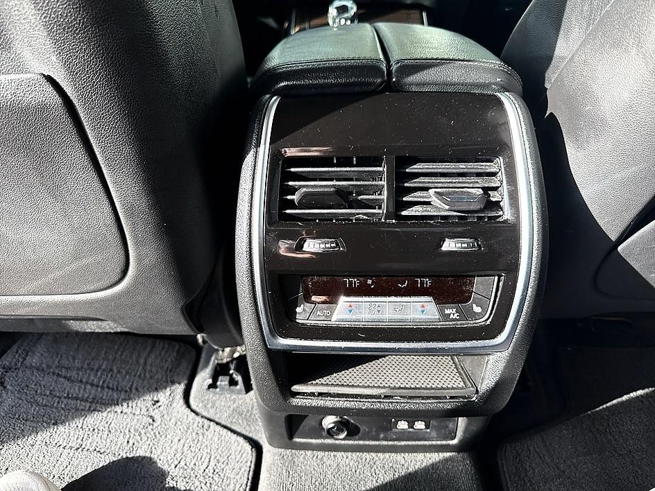 BMW X7 xDrive40i Sports Activity Vehicle 2019