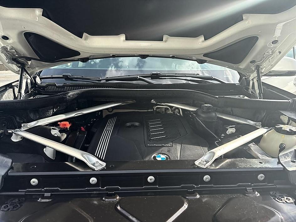 BMW X7 xDrive40i Sports Activity Vehicle 2019