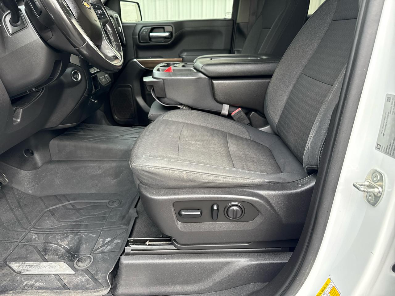 Chevrolet Silverado 1500 2WD Crew Cab 147" LT 2019