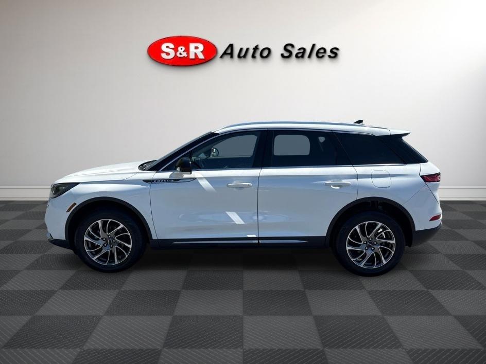 Lincoln Corsair Standard AWD 2022