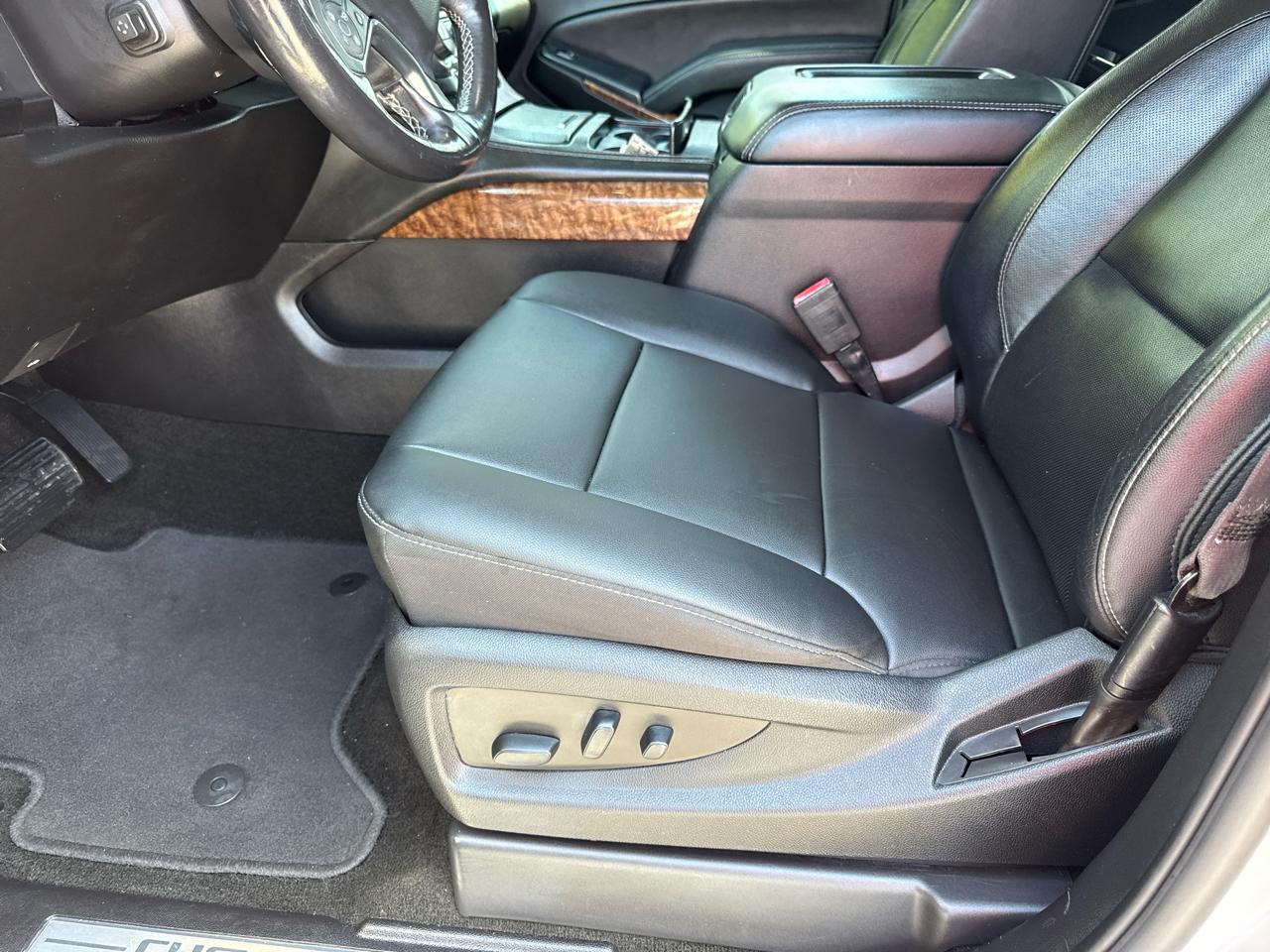 Chevrolet Suburban 2WD 4dr 1500 Premier 2017