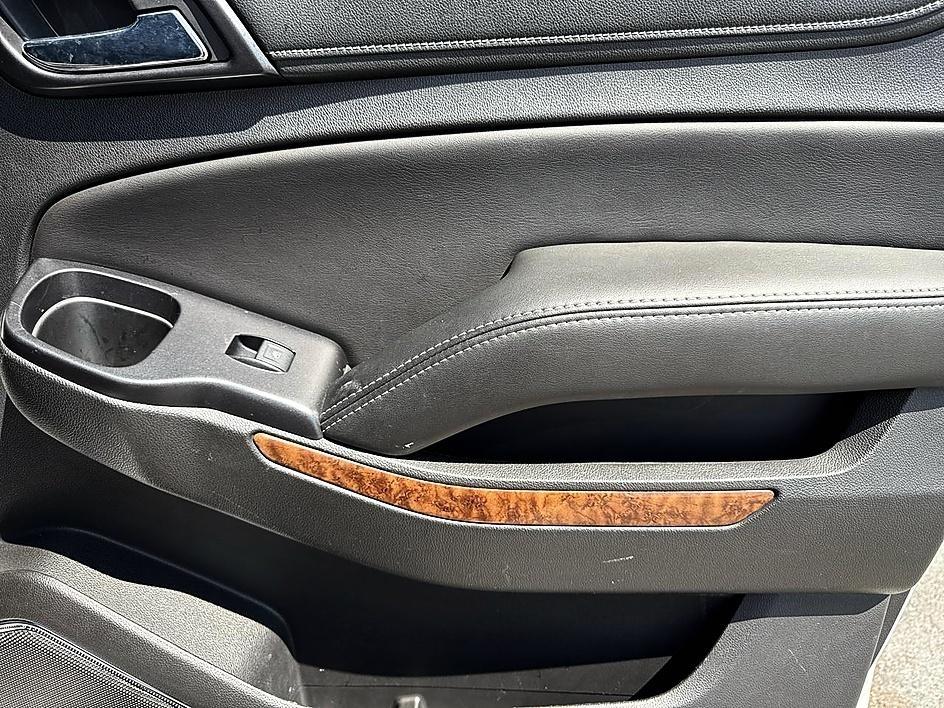 Chevrolet Suburban 2WD 4dr 1500 Premier 2017