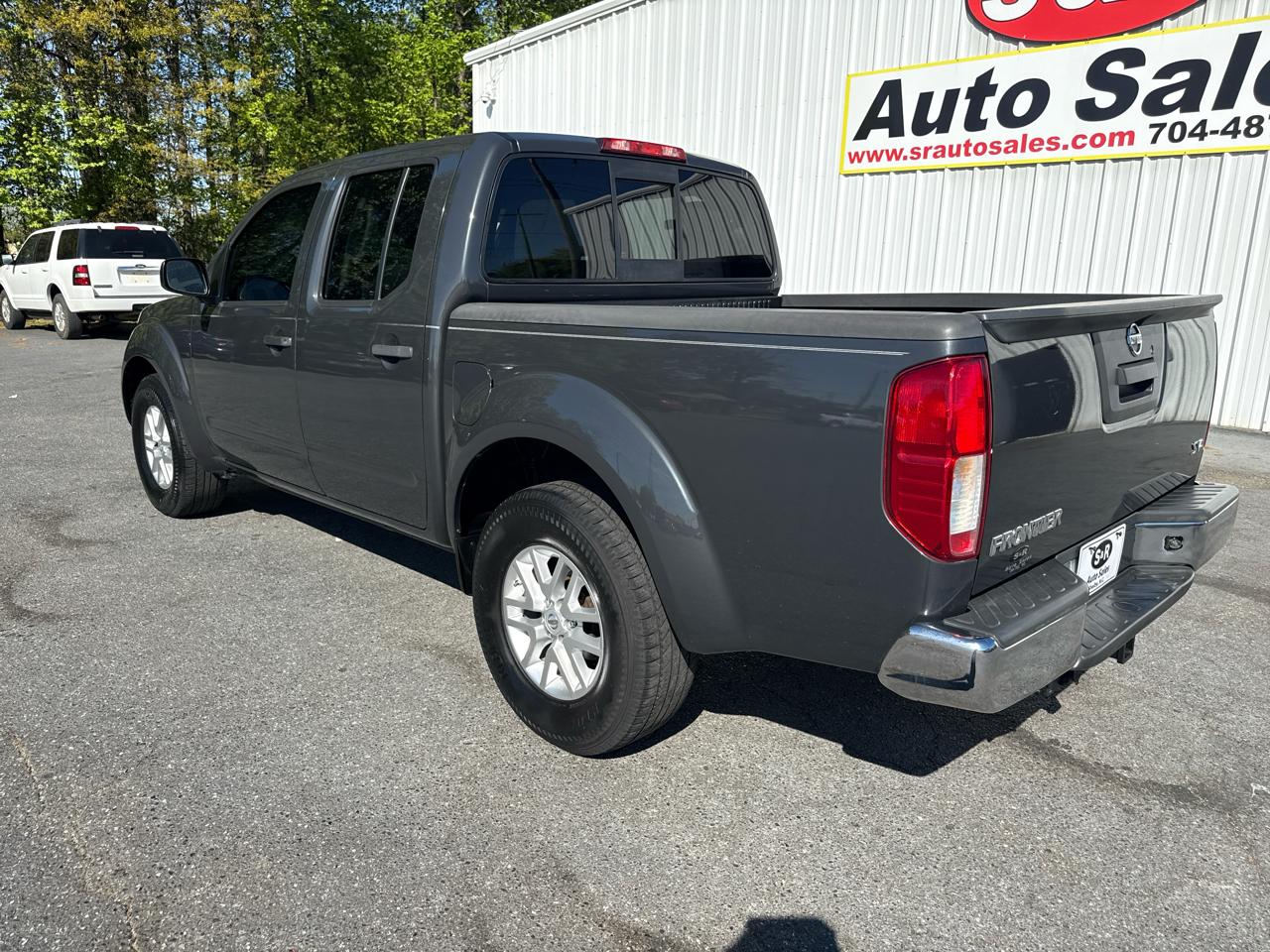 Nissan Frontier 2WD Crew Cab SWB Auto SV 2014