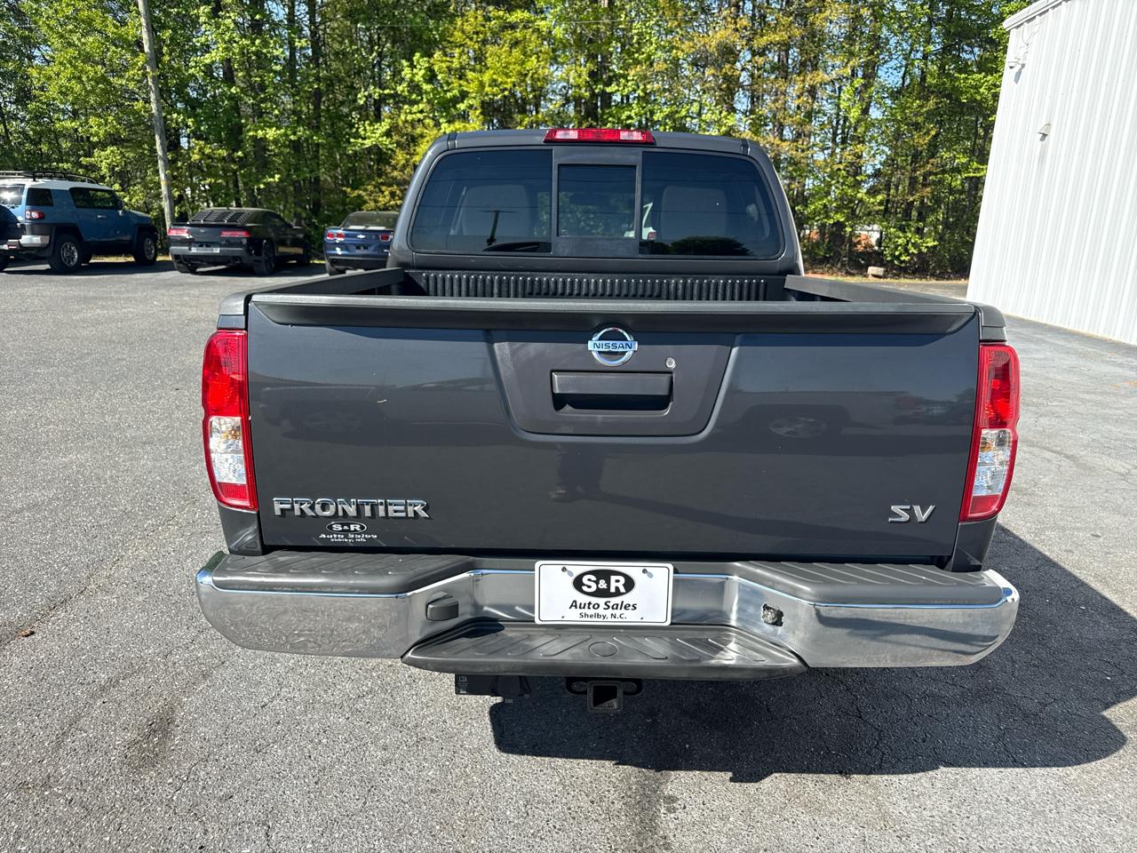 Nissan Frontier 2WD Crew Cab SWB Auto SV 2014