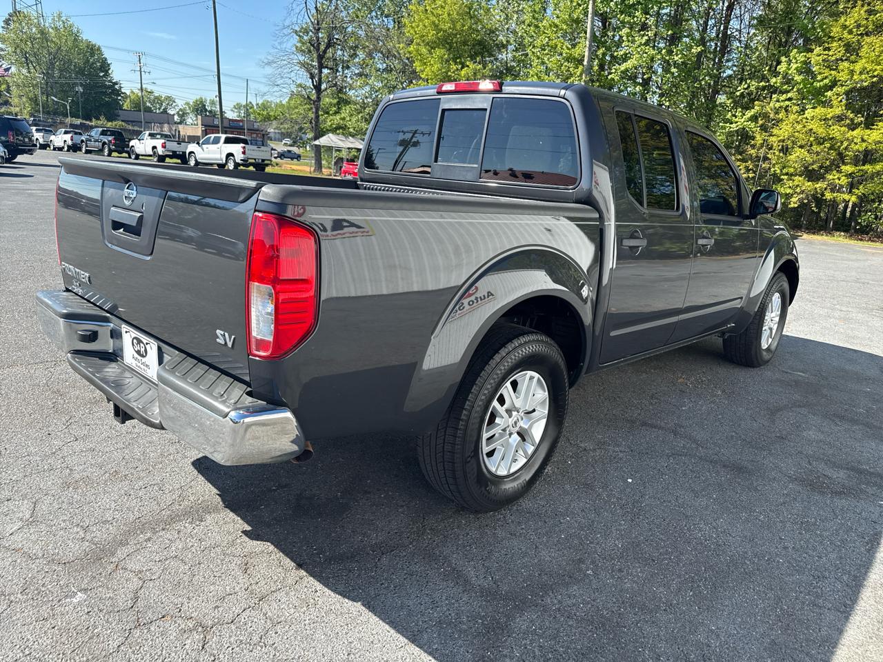 Nissan Frontier 2WD Crew Cab SWB Auto SV 2014