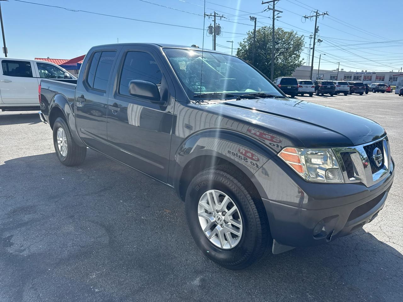 Nissan Frontier 2WD Crew Cab SWB Auto SV 2014