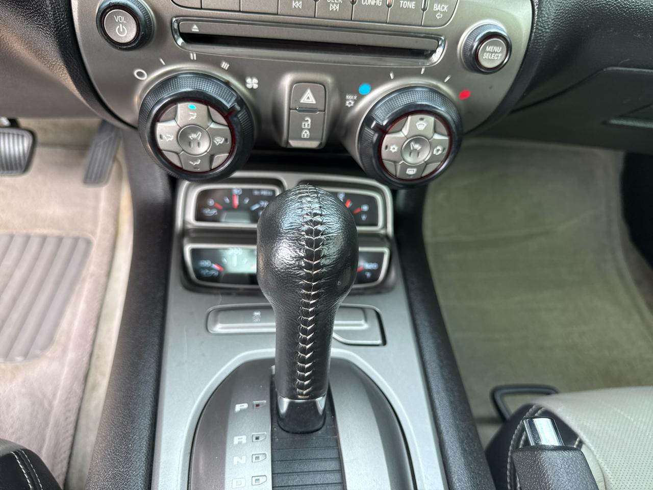 Chevrolet Camaro 2dr Cpe 2LT 2011