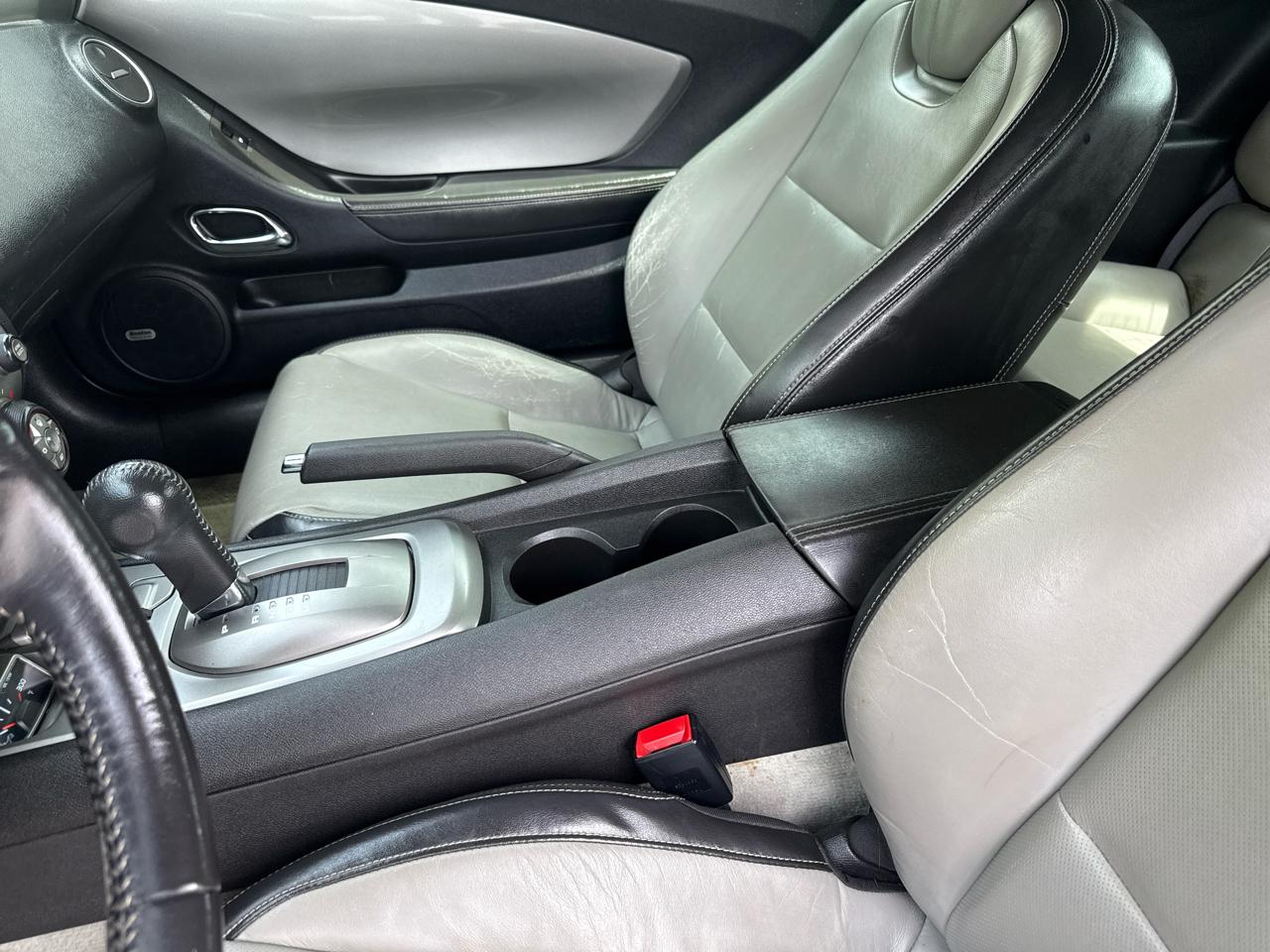 Chevrolet Camaro 2dr Cpe 2LT 2011