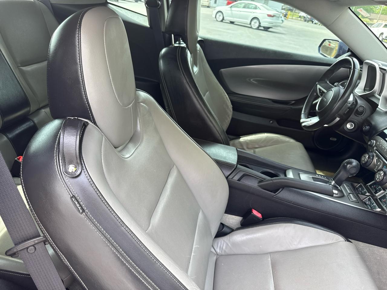 Chevrolet Camaro 2dr Cpe 2LT 2011