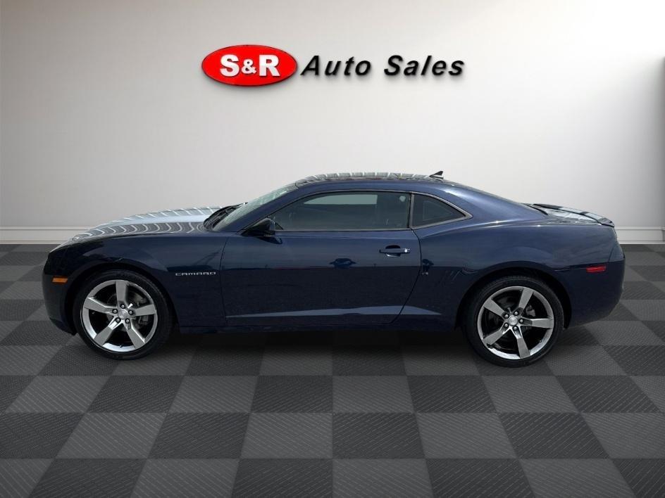 2011 Chevrolet Camaro 2dr Cpe 2LT