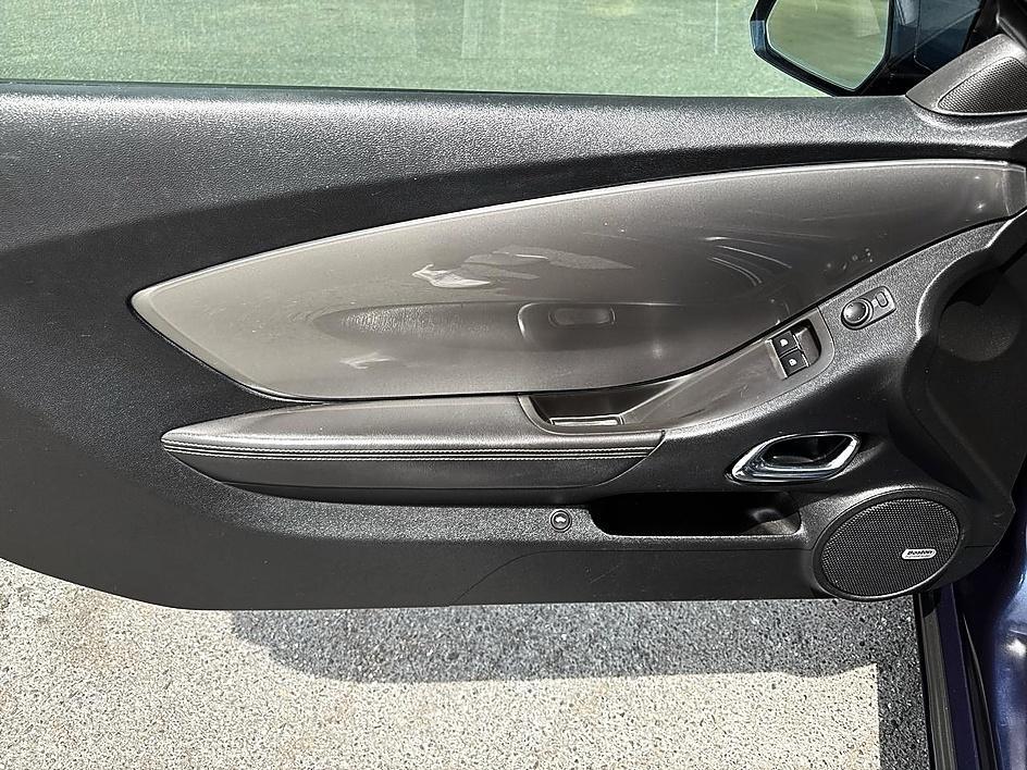 Chevrolet Camaro 2dr Cpe 2LT 2011